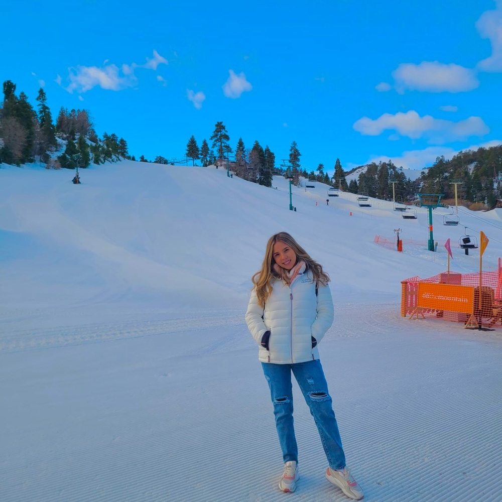 Meet your Posher, Laura